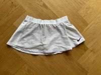 Nike Dri-Fit Tennis Skirt Rock weiß Gr. M 134 140 146 Nordrhein-Westfalen - Bad Lippspringe Vorschau