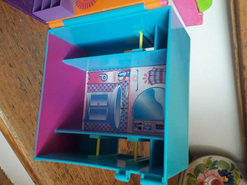 2002 Polly Pocket Sparkle Haus Retro in Weidenberg