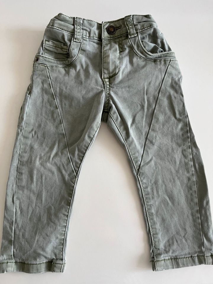 Benetton Jeans Gr. 90cm in Leingarten