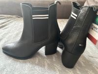 TOMMY HILFIGER Stiefel - Boots - Stifeletten 41 ❤️NEU ❤️ Nordrhein-Westfalen - Sprockhövel Vorschau