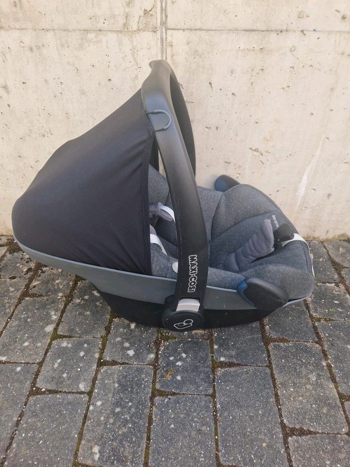 Maxi cosi pepple plus + isofix in Willstätt