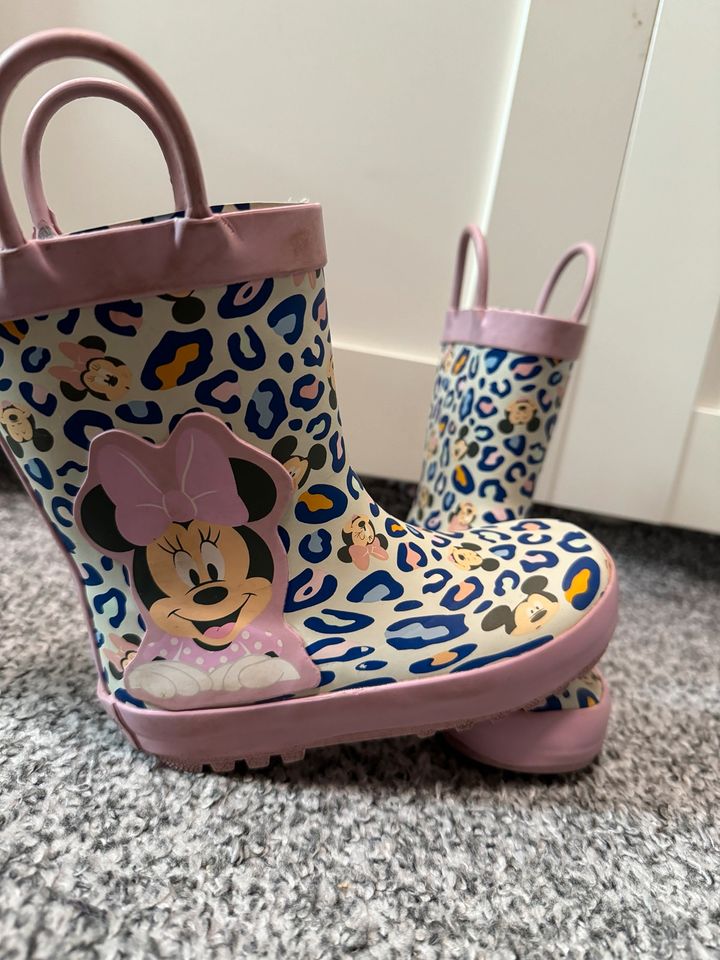 Minnie Mouse Regenstiefel Größe 26 in Berlin