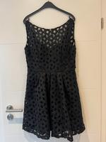 CHI CHI Cocktailkleid / schwarzes Kleid mit Blumenmuster Nordrhein-Westfalen - Mönchengladbach Vorschau
