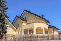 Ein Zuhause zum Träumen: Familienparadies auf 299m² mit zusätzlicher ELW in ruhiger Lage von Lich Hessen - Lich Vorschau