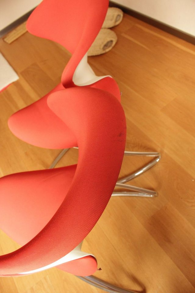 1 OYO Aeris-Stuhl, Konferenzstuhl, sehr guter Zustand in orange in Braunschweig
