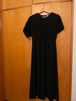 COS Kleid schwarz plissiert Köln - Longerich Vorschau