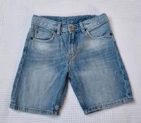 H&M Slim Fit Shorts im used Look Größe 104 Bayern - Gattendorf Vorschau