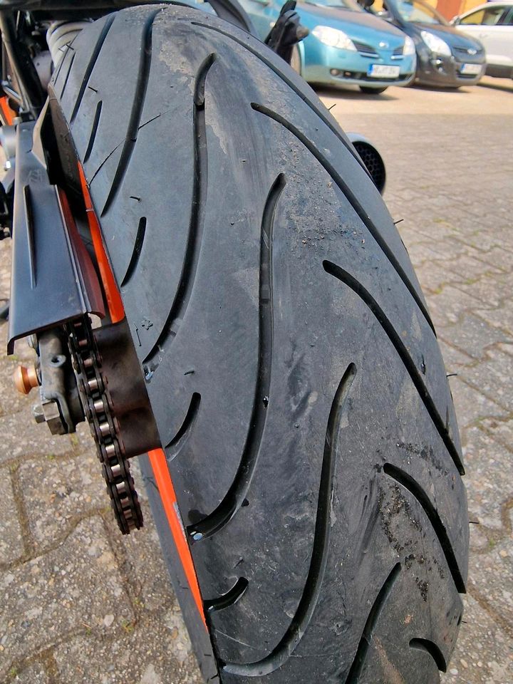 KTM RC 125 ccm 2020 Reifen Neu keine Kawasaki Yamaha Honda in Schrecksbach
