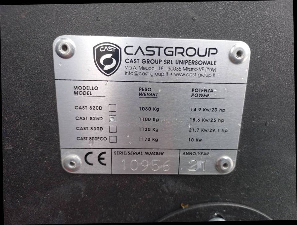 Cast 825D Hoflader Teleskop Geländestapler nur ca. 120 Stunden in Freilassing