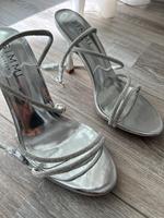 Silber High Heels Niedersachsen - Cloppenburg Vorschau