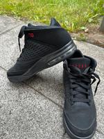 Air Jordan nr 38.5 schwarz Köln - Mülheim Vorschau