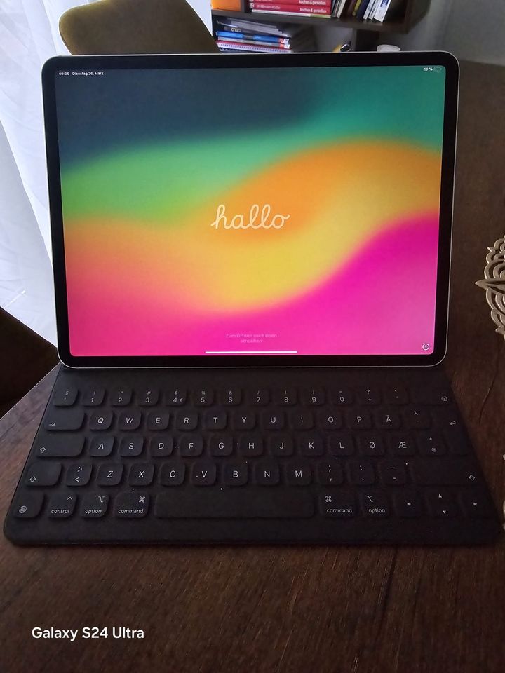 Ipad A2232 12,9 Zoll wie neu mit apple case in Hamburg