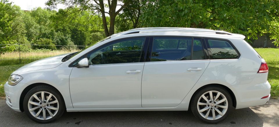 VW Golf VII Kombi 2.0 TDI Highline BlueMotion DSG 1.Hand in Löchgau