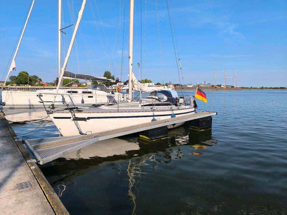 Segelyacht Trident 80 image
