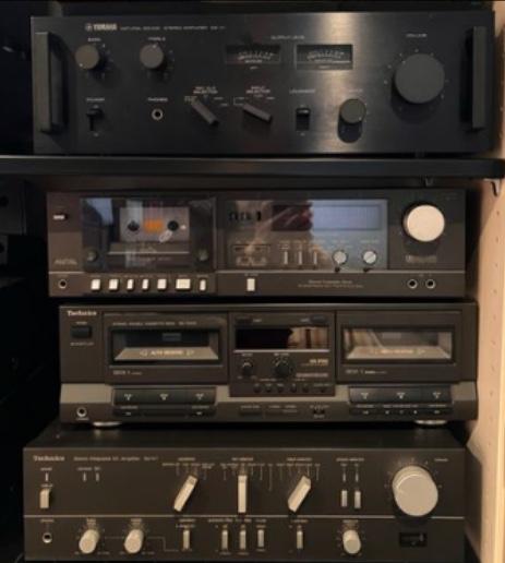 11 Vintage HiFi Geräte: 8 x Technics, 2 x Yamaha, 1 x Denon in Gladbeck