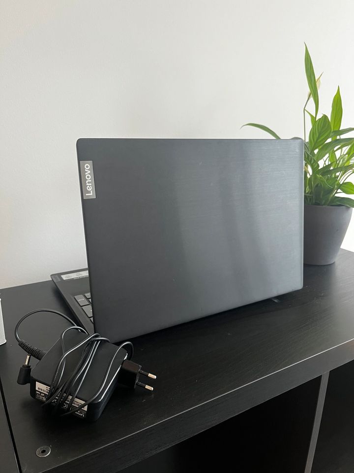 Lenovo IdeaPad S145 Laptop in Bremen