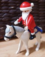 Playmobil Weihnachtsmann Spielfigur mit Pferd Niedersachsen - Langwedel Vorschau