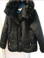 Jacke mit Fellkapuze in Gr.42/44 von H&M Baden-Württemberg - Hechingen Vorschau