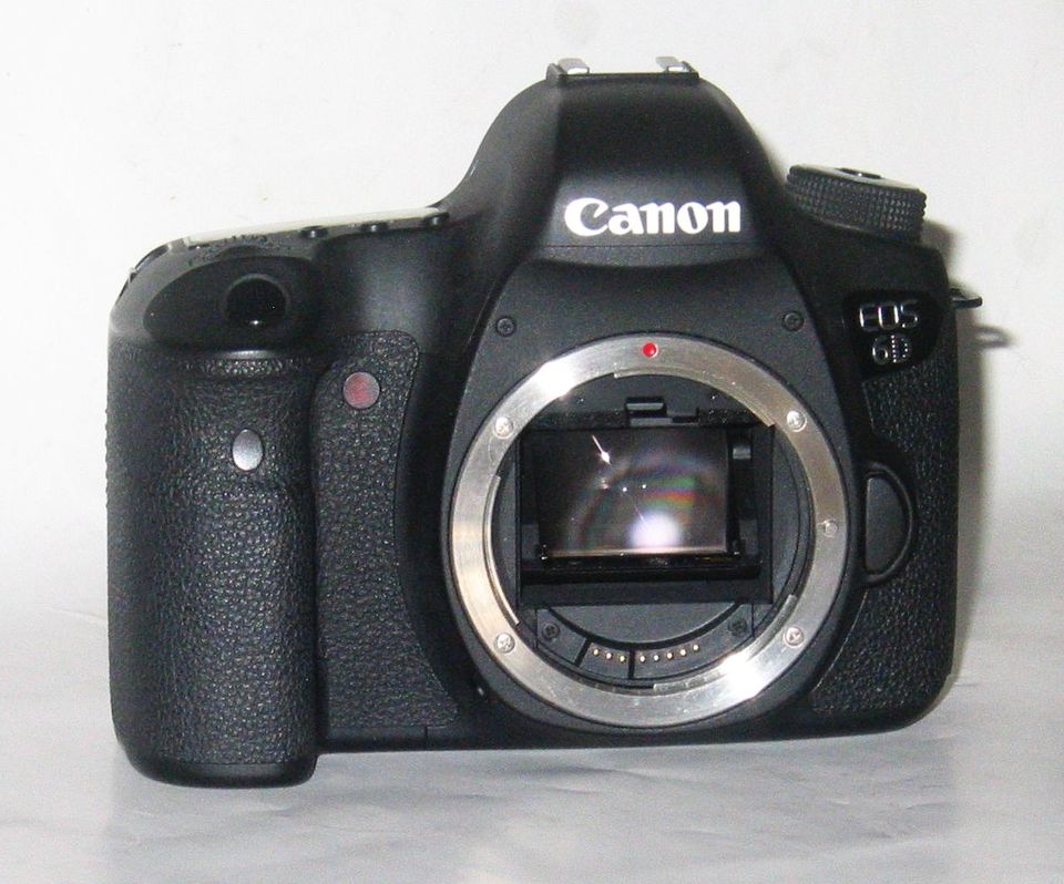 Canon EOS 6D Vollformat 20,2MP, leise Profikamera, wenig Rauschen in München
