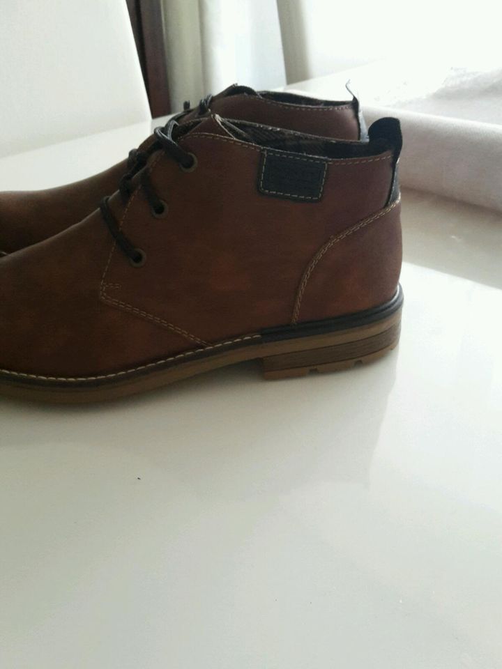 Neue Herren Lederschuhe braun Gr. 41 Rieker in Meerbusch