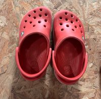 Crocs unterschiedliche Größen Hessen - Kassel Vorschau