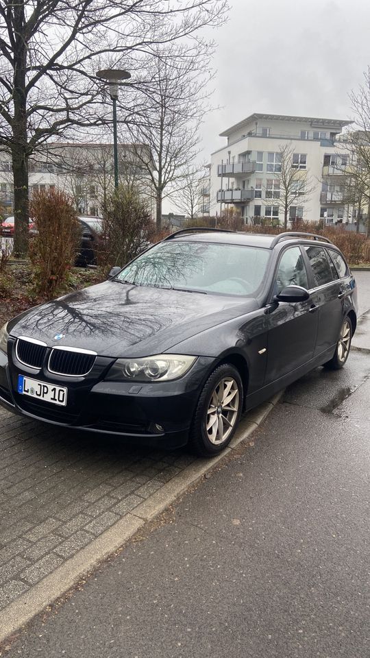 BMW E91 320d Scheckheftgepflegt in Leipzig