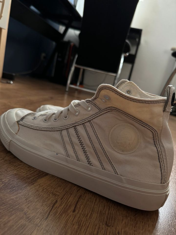 Diesel Schuhe, Sneaker Größe 46 in Gelsenkirchen