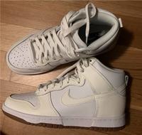 Nike dunk high Gr. 38,5 neu Creme weiß Leder Sneaker Hessen - Offenbach Vorschau