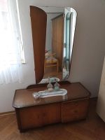 Vintage Schlafzimmer Spiegelschrank und Nachttische Baden-Württemberg - Gschwend Vorschau