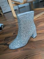 Stiefeletten Glitzer *NEU* Sachsen - Großpösna Vorschau