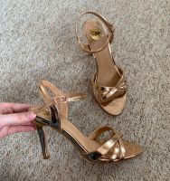 Buffalo Cinderella High Heels / Gold Metallic / 37, passt aber 38 Nordrhein-Westfalen - Coesfeld Vorschau