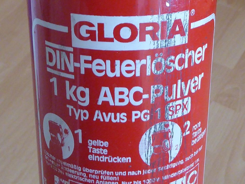 alter Gloria Hand-Feuerlöscher 1kg ABC-Pulver Avus PG1 SPX in Flensburg