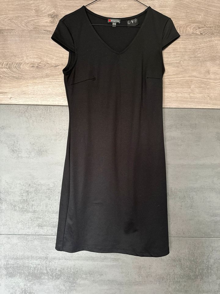 Street One Kleid Gr. 36 schwarz in Dassow