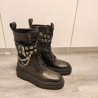 Zara Leder Boots Stiefel Gr. 40 schwarz neu mit Ketten und Riemen Nordrhein-Westfalen - Wettringen Vorschau