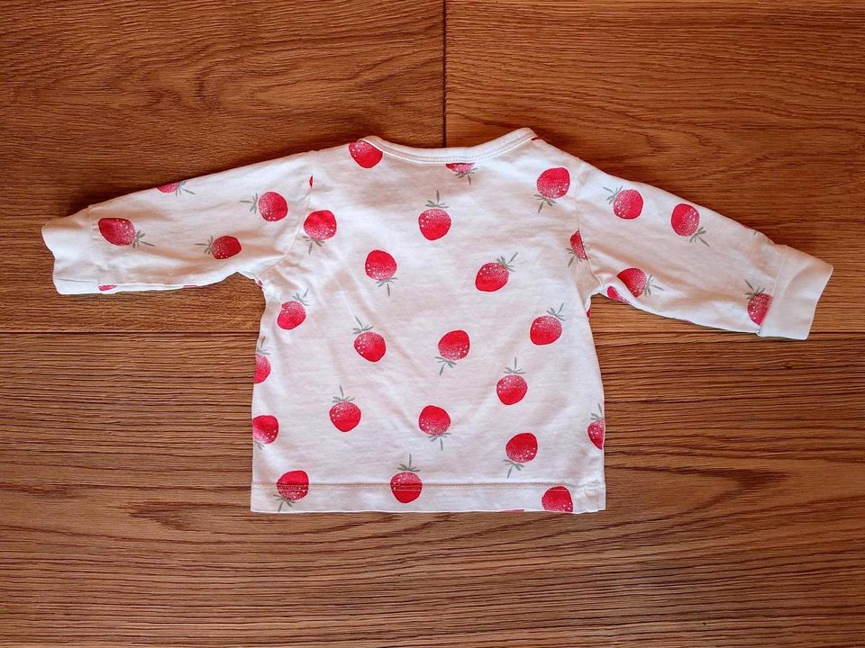 ✅ Set (Langarmshirt + Hose) von H&M mit Erdbeeren, Gr. 50/56 in Mühlacker