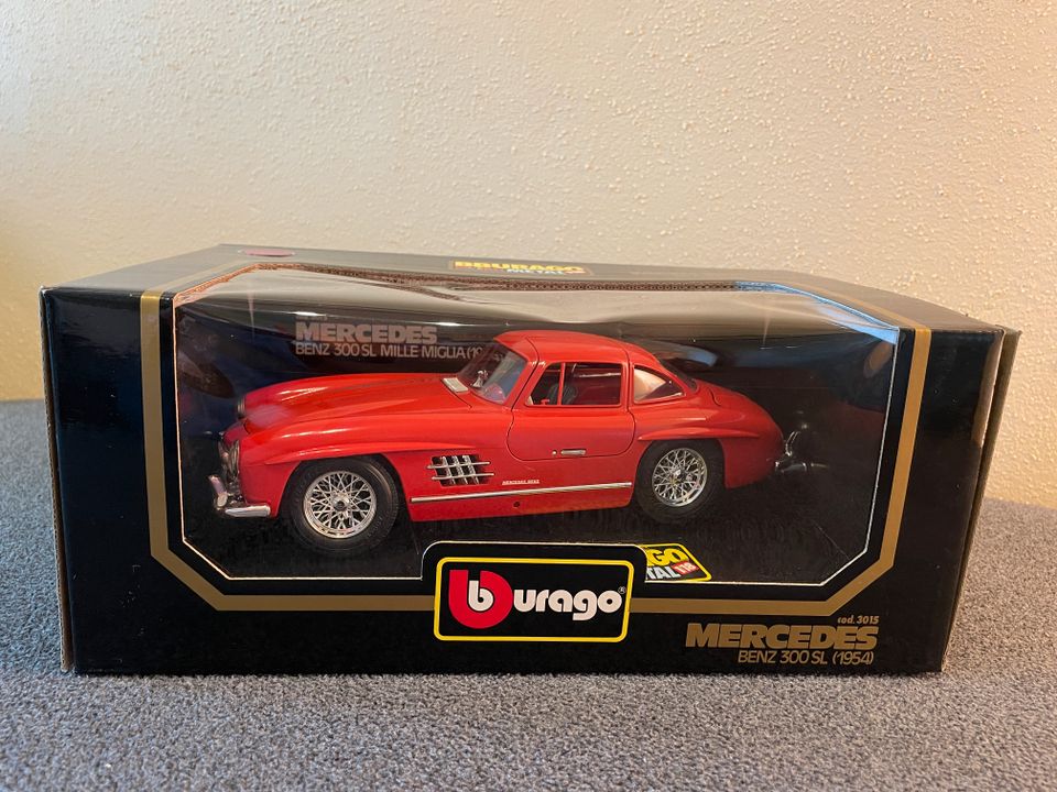 Bburago: Mercedes Benz 300 SL (1954) Code Nummer 3015, OVP, 1:18 in Ebermannstadt