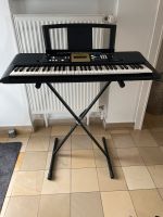 Keyboard von Yamaha mit Ständer Niedersachsen - Delmenhorst Vorschau