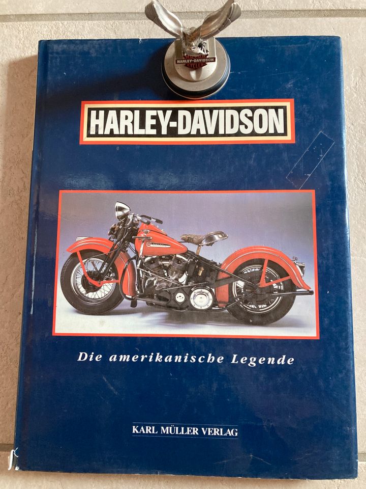 Harley Eagle "Franklin Mint" Uhrenhalter/Briefbeschwerer+Bildband in Winterberg