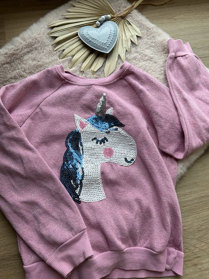 Pullover 116 Einhorn Sterne Kuschel in Zeesen