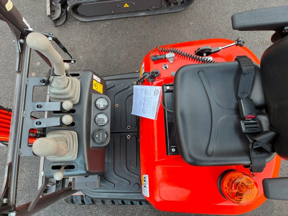 DELEKS® M100 1T Kompakt Minibagger 3-Zylinder KUBOTA-Motor in Odelzhausen