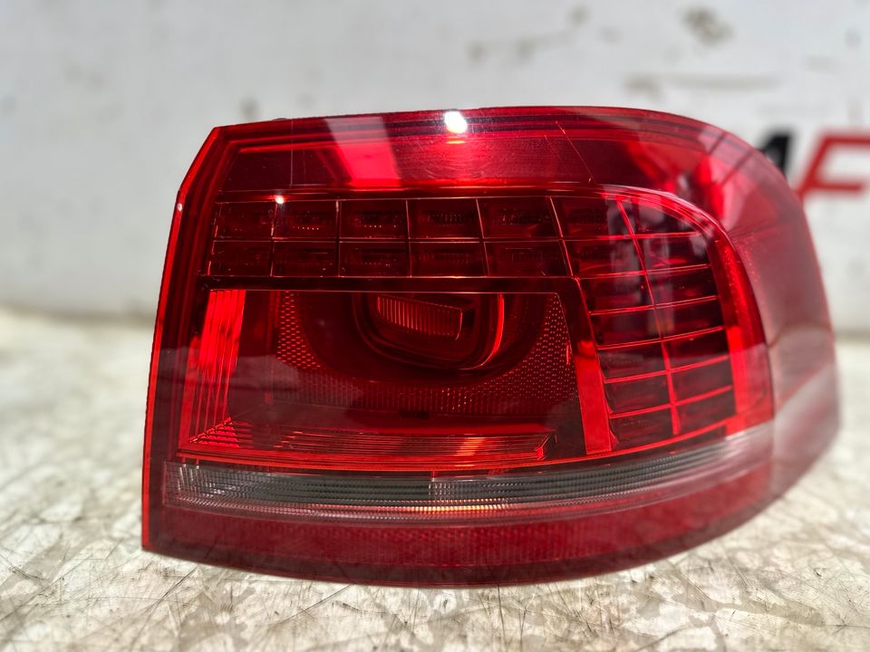 VW Passat B7 3C LED Heckleuchte Rückleuchte Leuchte Hinten in Bochum