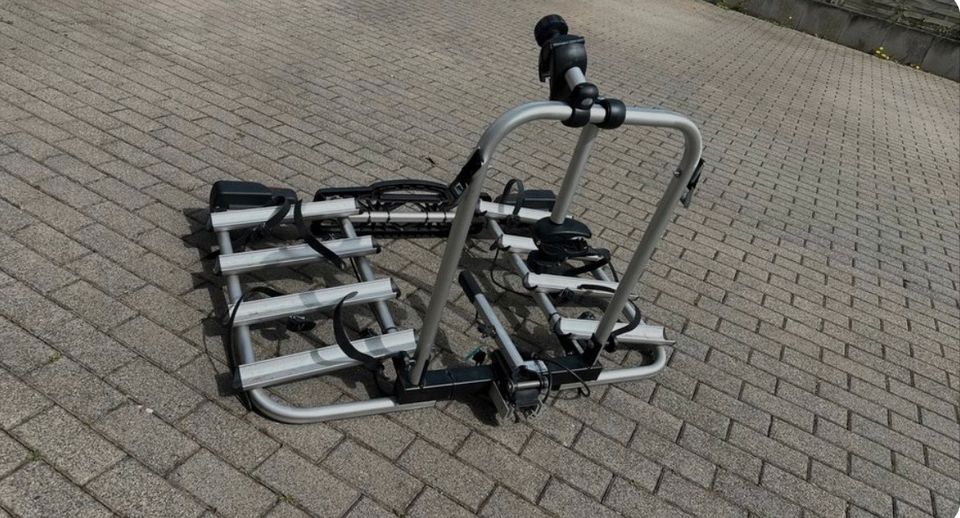 Fahrradträger/Anhängerkupplung - Uebler F41 - Vier Fahrräder in Eschborn