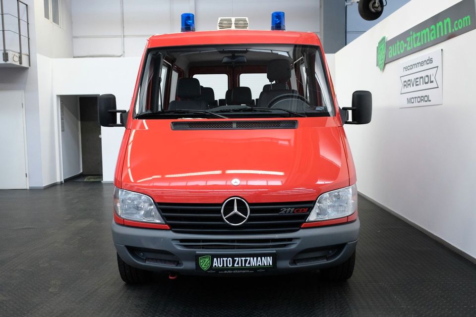 Mercedes-Benz Sprinter Kombi 211 CDI 8-Sitzer EX-FEUERWEHR in Nürnberg (Mittelfr)
