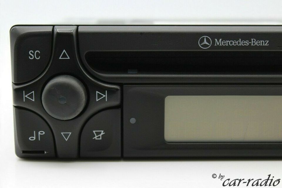 Mercedes Original Bluetooth MP3 Radio Audio 10 CD MF2910 CD-R in Gütersloh