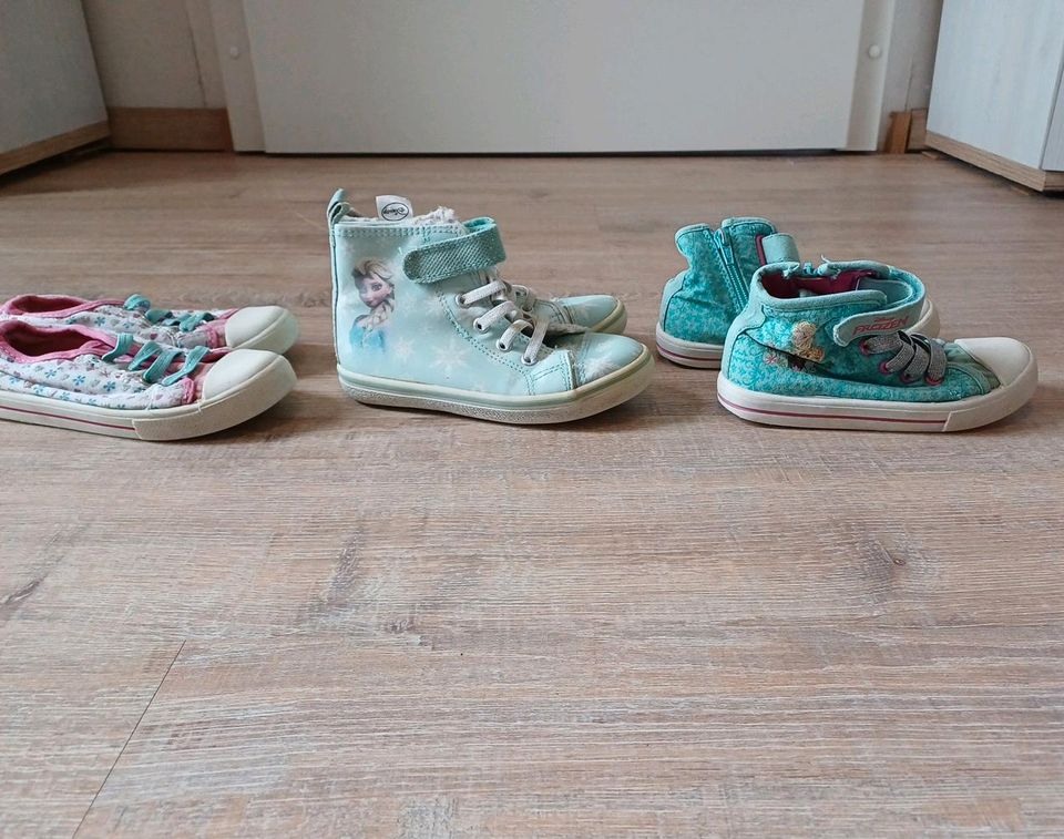 3 paar Anna/Elsa Mädchen Schuhe gr.27 in Frohburg