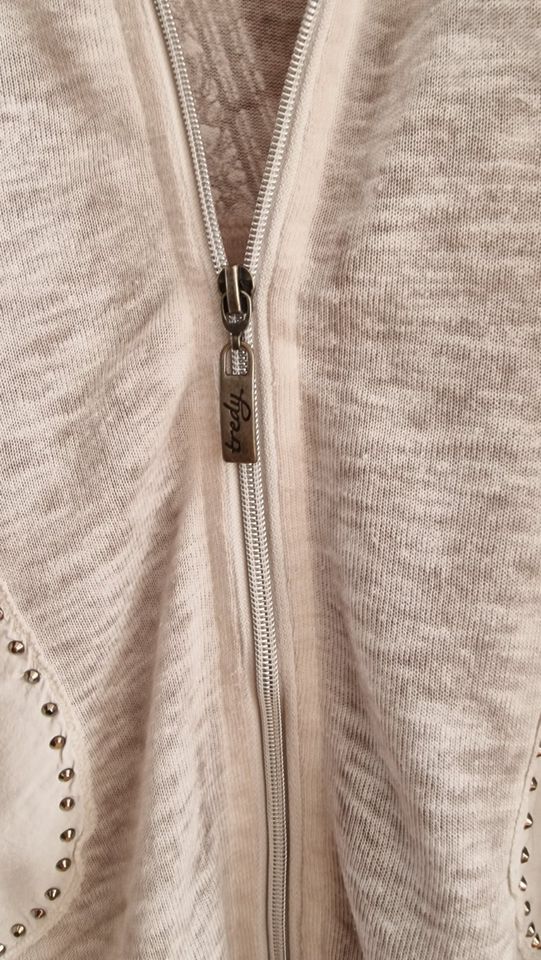 Tredy Shirtjacke Shirt Jacke Gr. 48 eher 46 XXL süße Details in Dornstetten