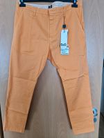 Dolce & Gabbana Sommerhose Größe 52 Apricot Stuttgart - Bad Cannstatt Vorschau