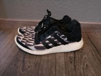 Adidas Boost Turnschuhe Sneakers schwarz weiß Gr.42 2/3 Bayern - Ebermannstadt Vorschau