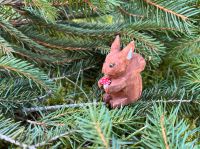 Baumfuchs - geschnitztes Eichhörnchen mit Fliegenpilz Unikat Sachsen - Dippoldiswalde Vorschau