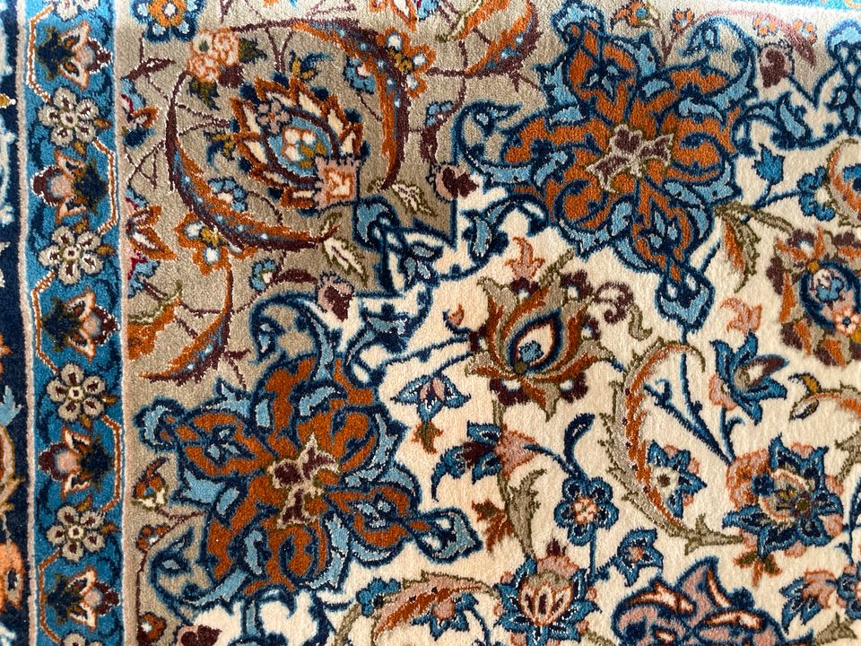 Isfahan Orientteppich neuwertig 180 x 113 cm in Bochum